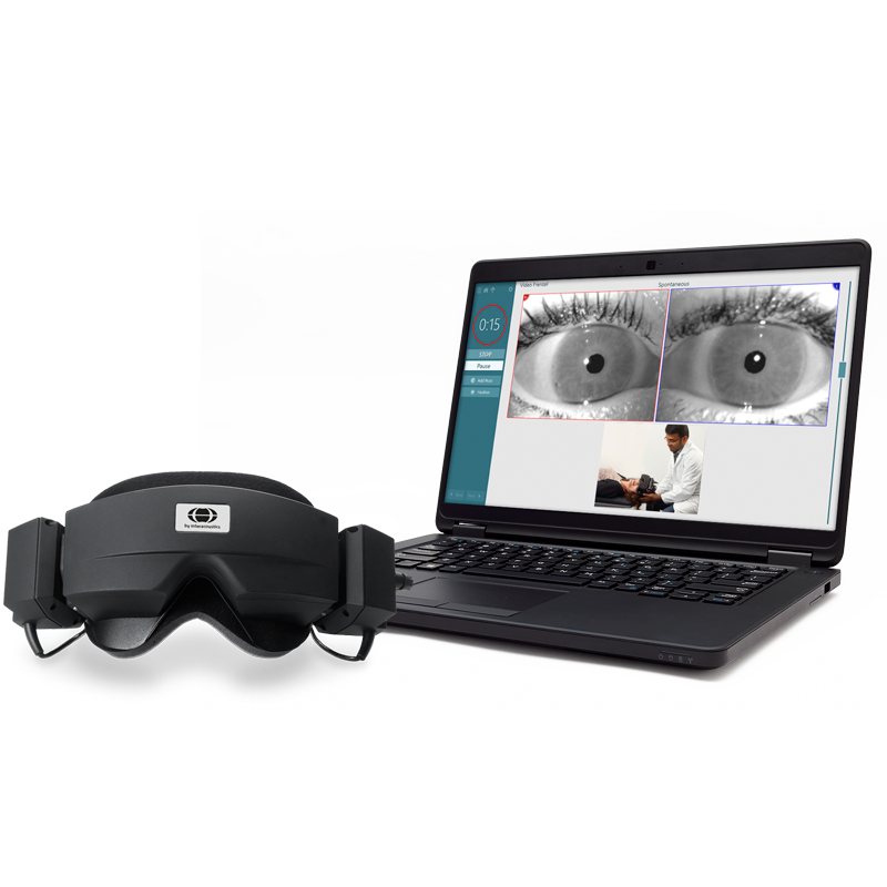 Interacoustics VisualEyes 505, et balance test system med en stor skærm, der viser auditive data, og en patientstol