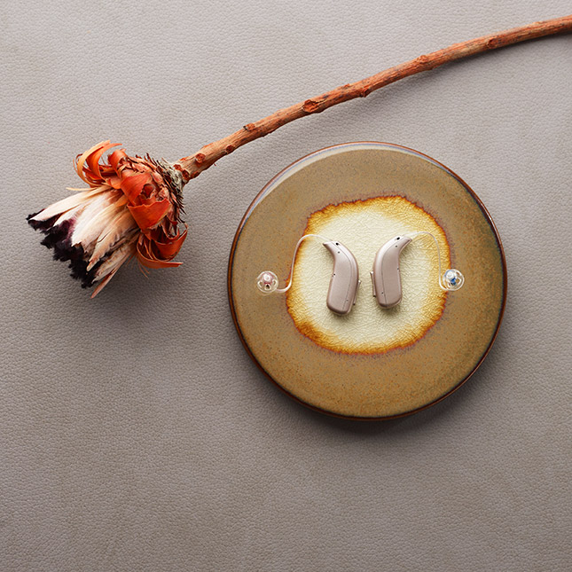 pep-oticon_opn_s_still_life_minirite_r_mg_130133