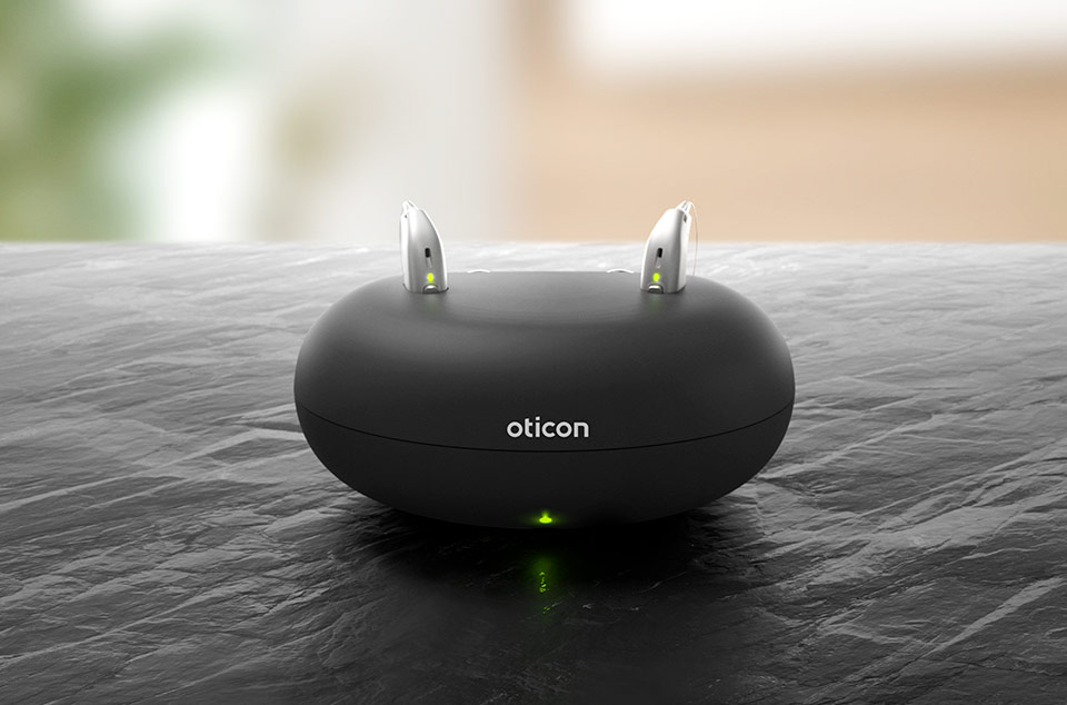 Rechargeable hearing aids Oticon